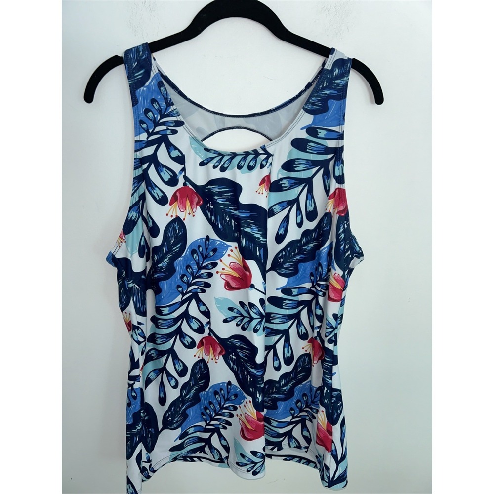 Women's XXL Tank Top Blue Red Floral Beachy  Coastal Spandex Polyester Light